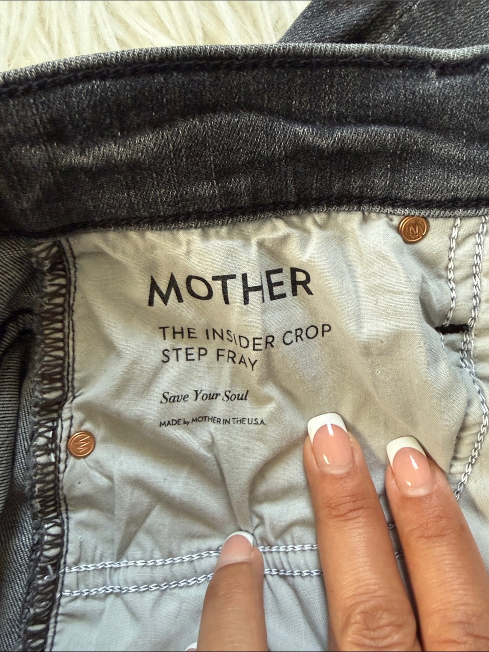 MOTHER “The Insider Crop Step Fray” Save Your Soul Jeans Size 27 - Picture 10 of 16